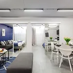 Family Center 公寓